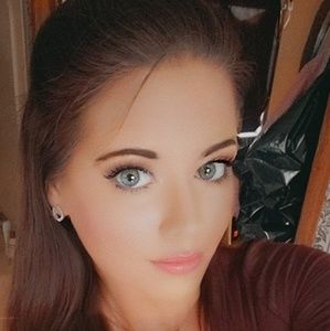 Meet your Posher, Renee